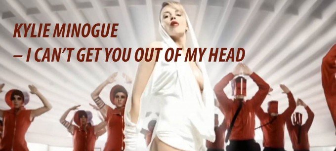 Sångerskan Kylie Minogue i musikvideon till låten 